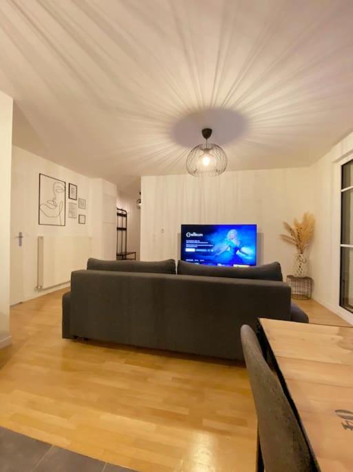 Suite Riviera - Vue Disneyland Chessy  Exterior photo